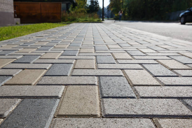 Best Affordable Driveway Pavers  in Knoxville, IA