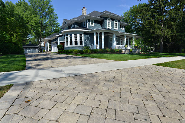 Best Decorative Driveway Pavers  in Knoxville, IA